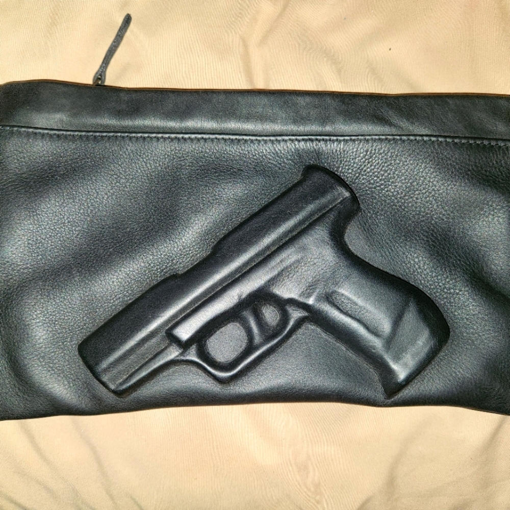 Vlieger & Vandam gun embossed leather clutch